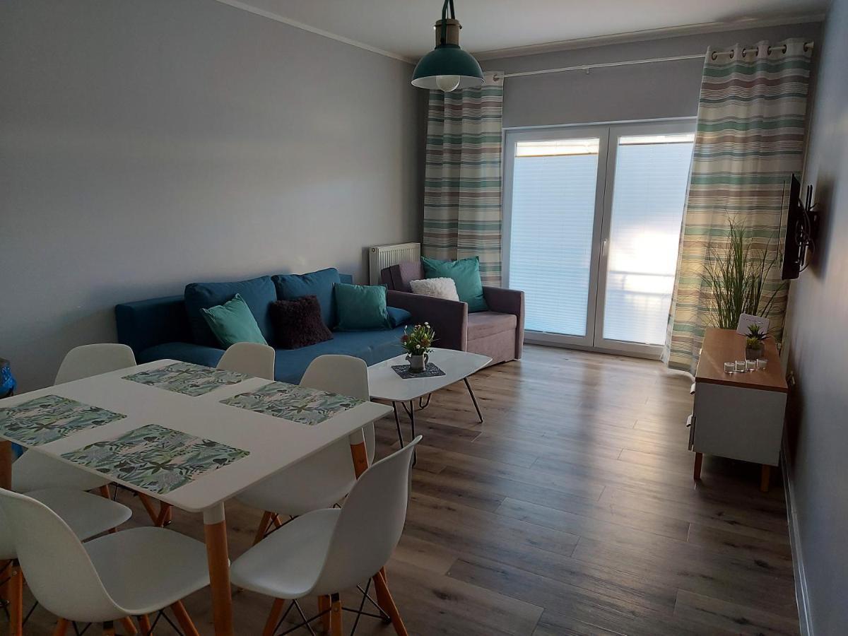 Apartamenty Z Tarasami: Mietowy Spokoj, Romantyczna Szarosc & Niebieska Elegancja Pobierowo Exterior photo